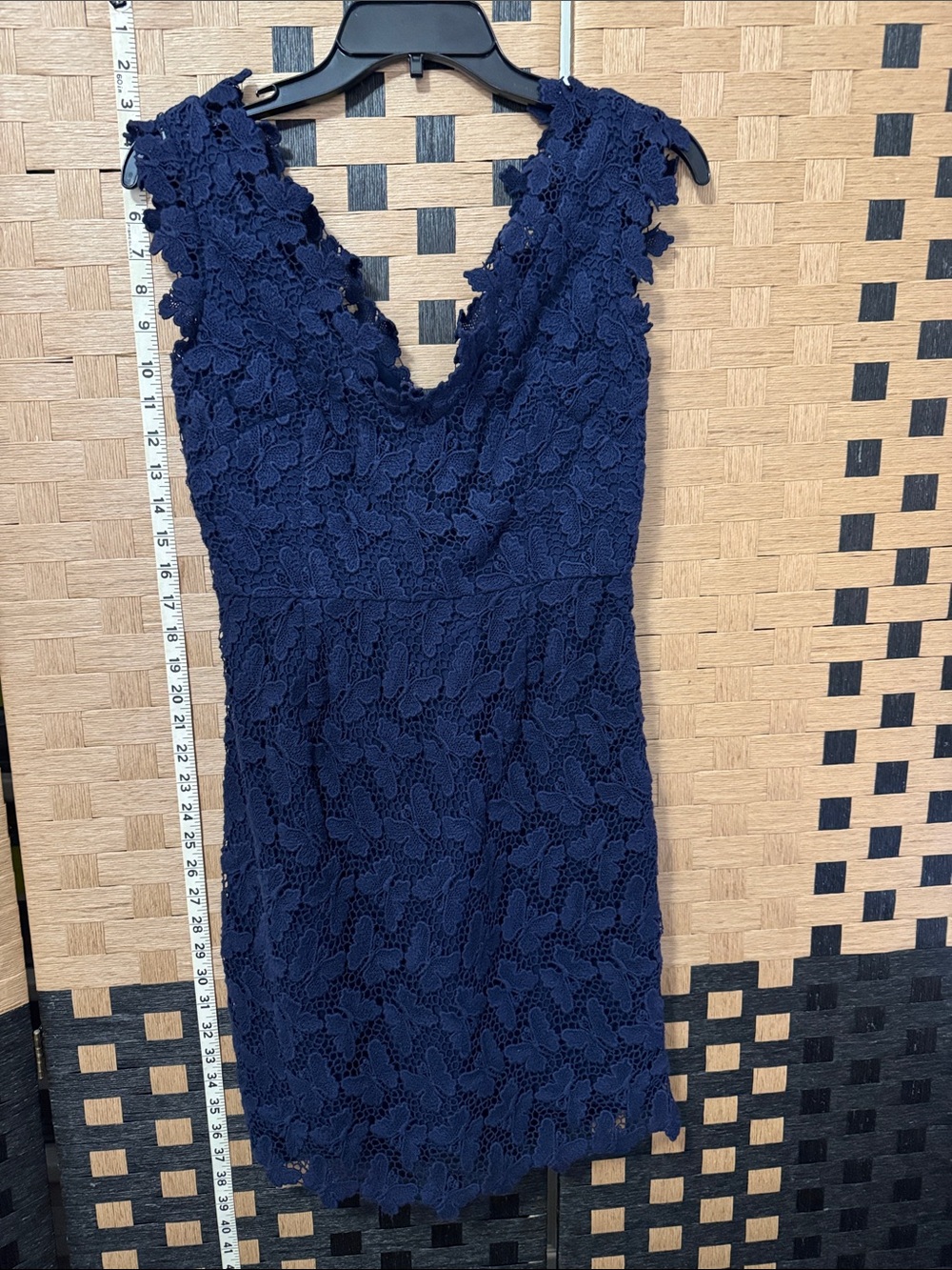 Lilly Pulitzer Navy Floral Lace V-Neck Sheath Dress
